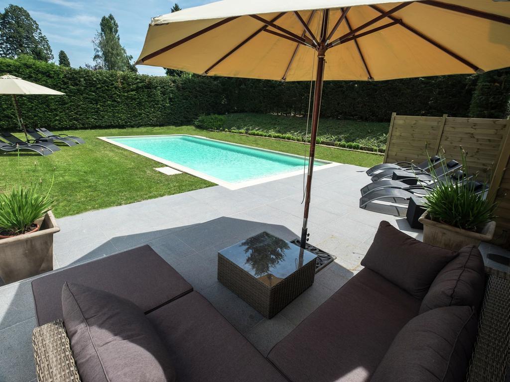 Villa Modern Mansion In Hasti Re Par Del With Pool à Hastiere-par-dela Extérieur photo